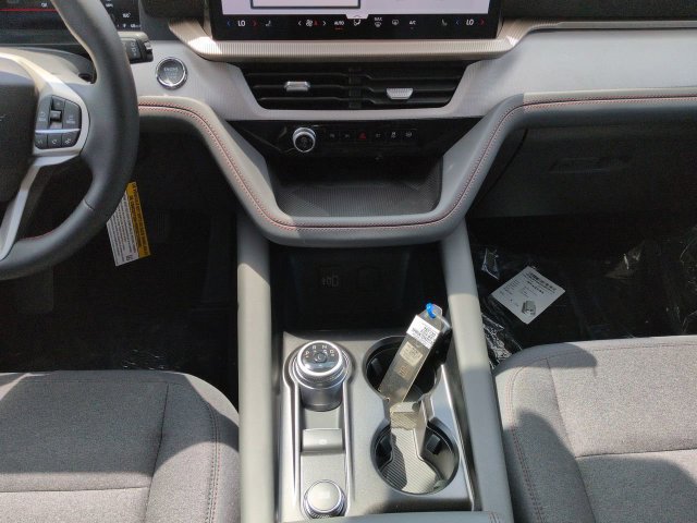 New 2026 Ford Explorer Active RWD image 19
