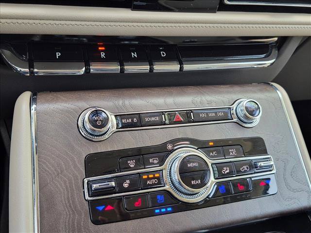 Used 2024 Lincoln Aviator Reserve w/ Equipment Group 201A RWD image 11