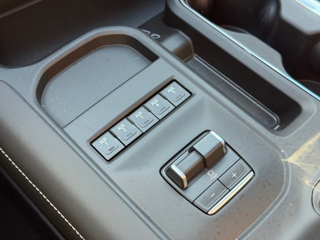 New 2026 GMC Sierra 3500 Denali Ultimate AWD/4WD image 23