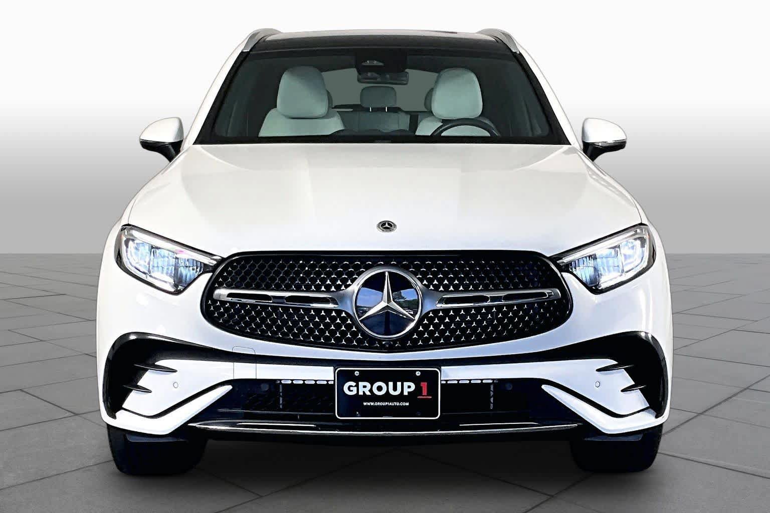 Used 2023 Mercedes-Benz GLC 300 image 4