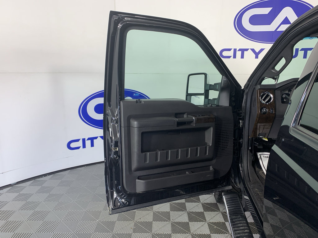 Used 2015 Ford F350 Platinum image 13