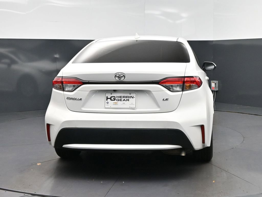 Used 2022 Toyota Corolla LE FWD image 6