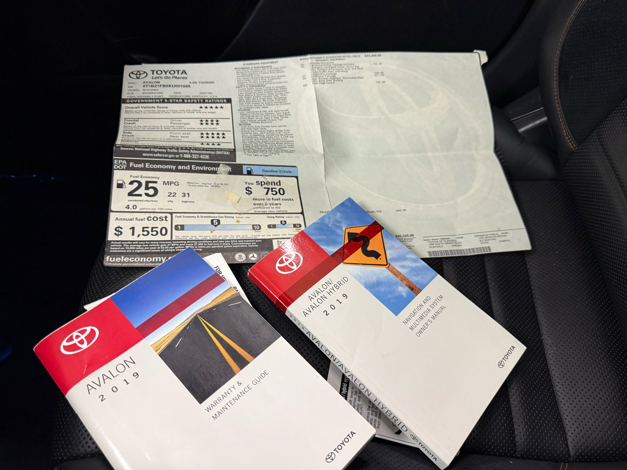 Used 2019 Toyota Avalon Touring w/ Advanced Safety Package image 34