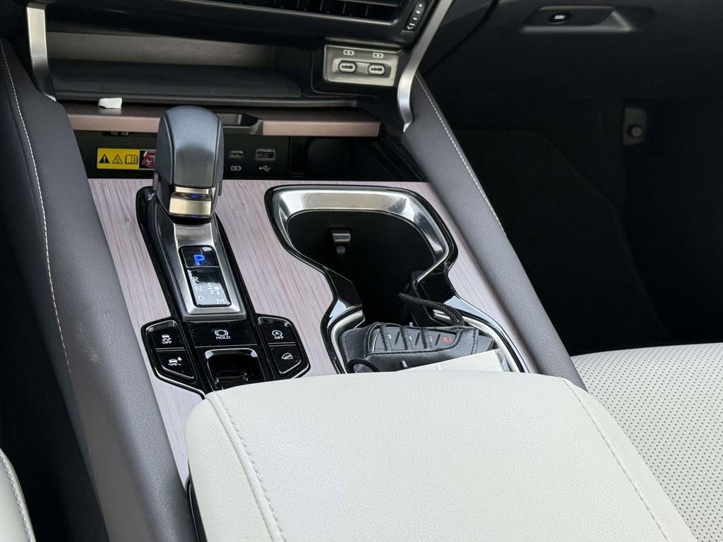 Used 2024 Lexus RX 350 Premium image 19