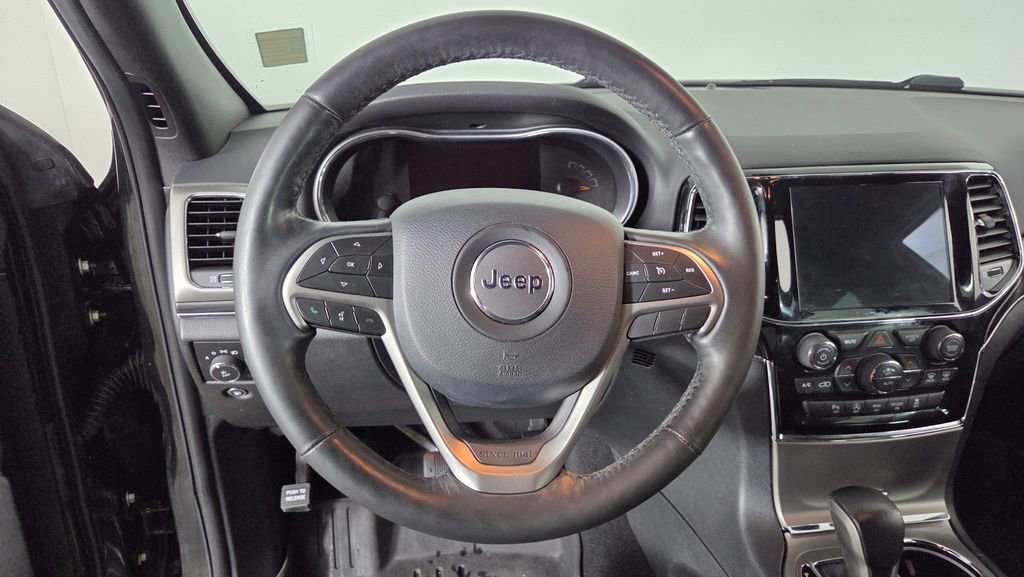Used 2020 Jeep Grand Cherokee Limited w/ Trailer Tow Group IV AWD/4WD image 17