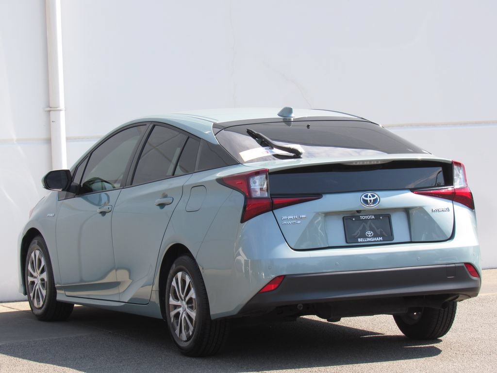 Certified 2022 Toyota Prius LE AWD/4WD image 5