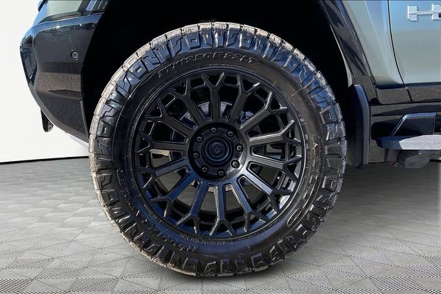 Used 2024 GMC Hummer EV 3X image 22