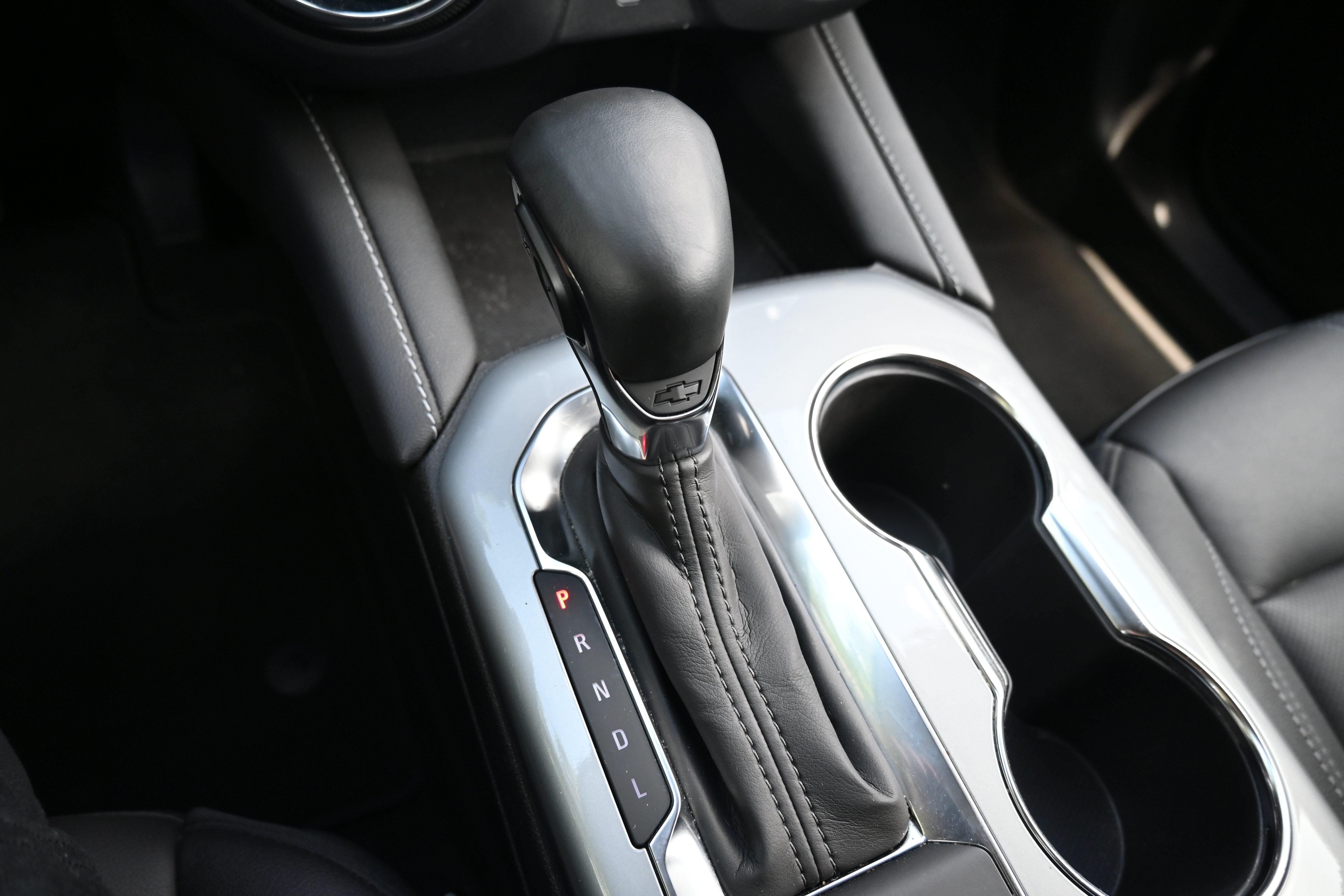 Used 2024 Chevrolet Blazer LT w/ Midnight/Sport Edition FWD image 25