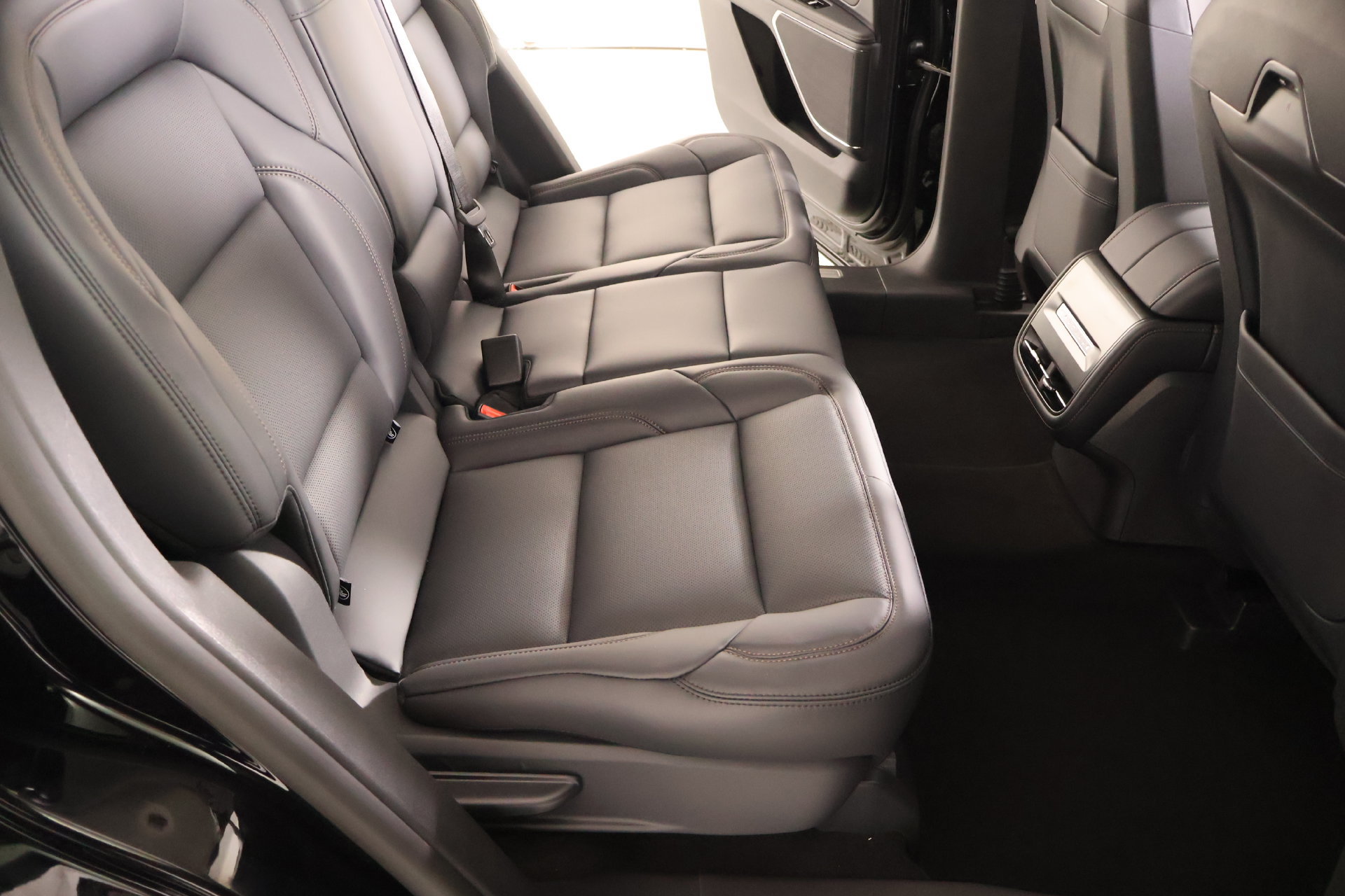 New 2026 Lincoln Nautilus Premier AWD/4WD image 15