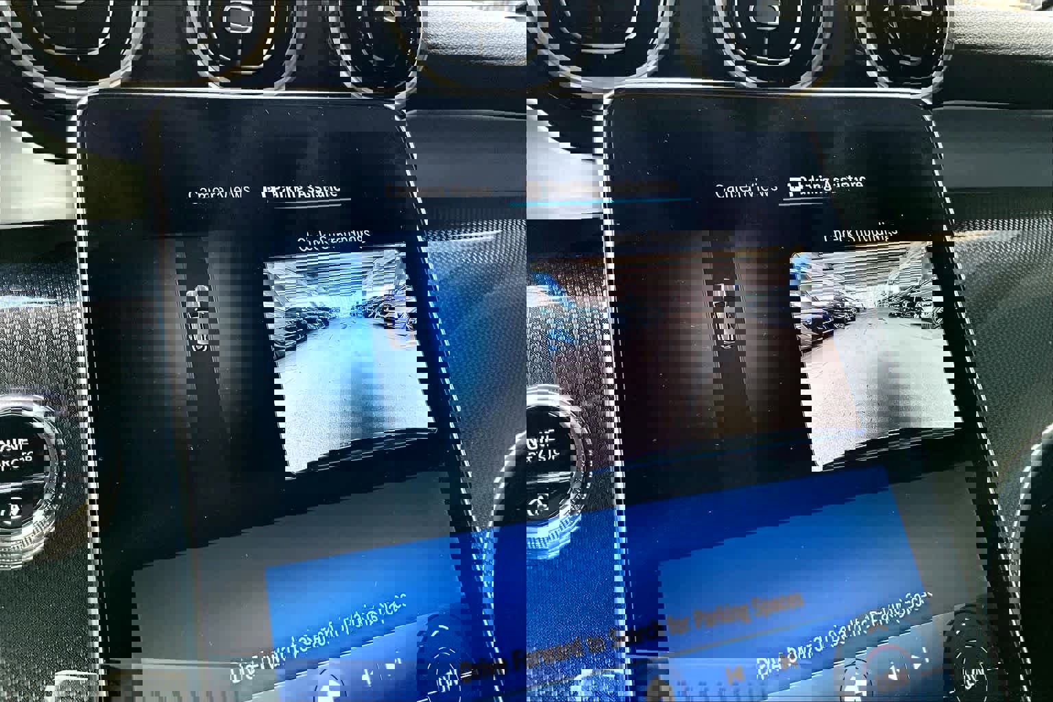 Used 2026 Mercedes-Benz GLC 300 image 26