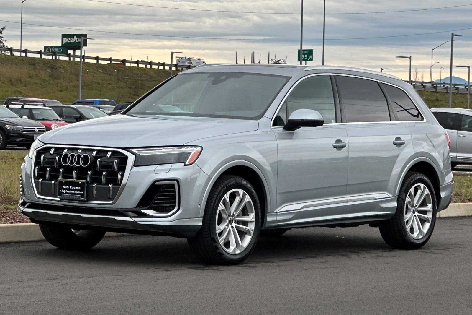 Used 2025 Audi Q7 3.0T Premium Plus image 7