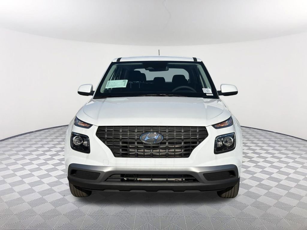 New 2026 Hyundai Venue SE image 2