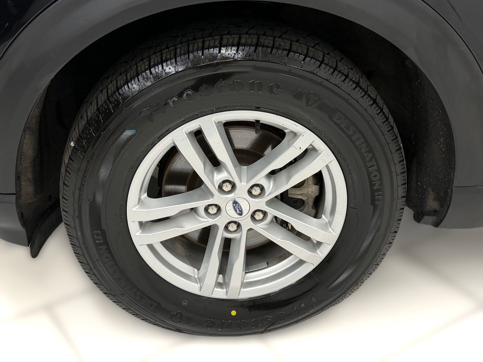 Used 2023 Ford Explorer XLT image 10