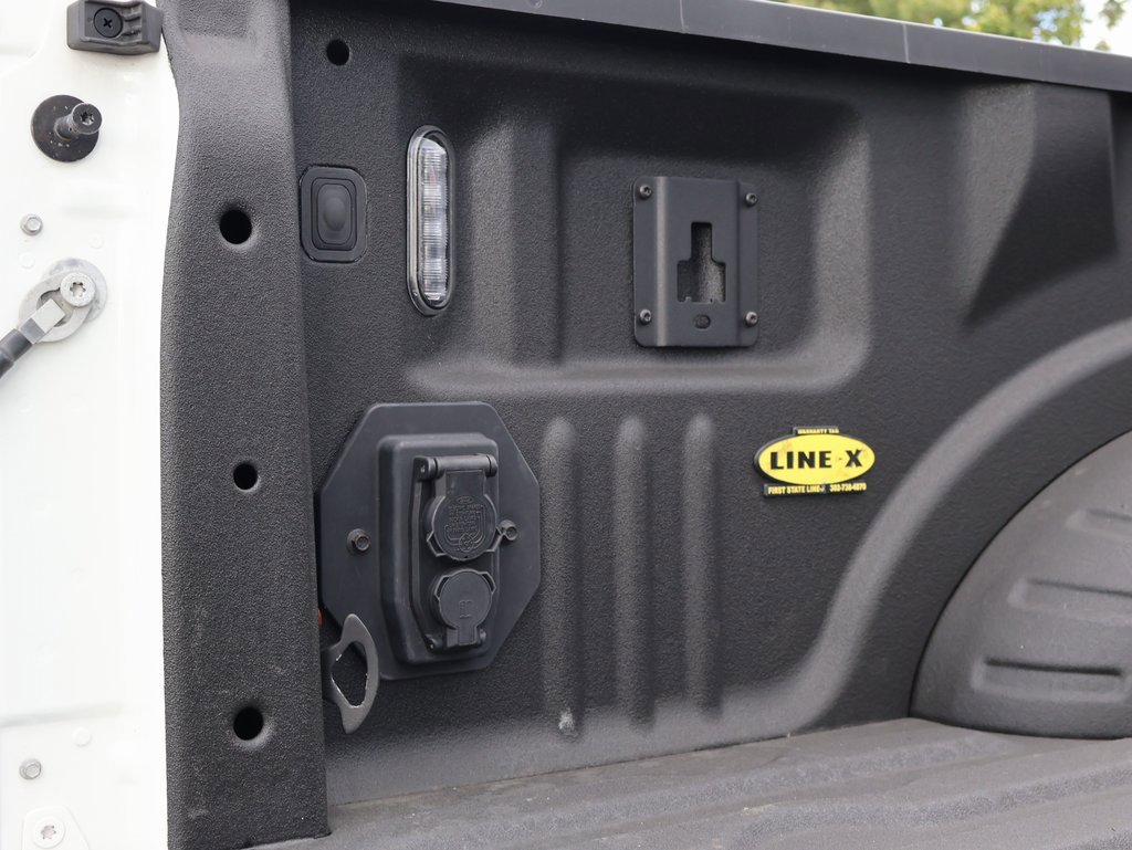 Used 2023 Ford F450 Platinum w/ FX4 Off-Road Package image 39