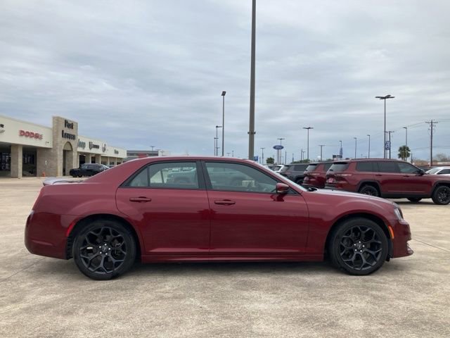 Used 2019 Chrysler 300 S w/ Safetytec Plus Group image 8