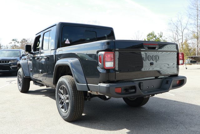 New 2026 Jeep Gladiator Sport image 9