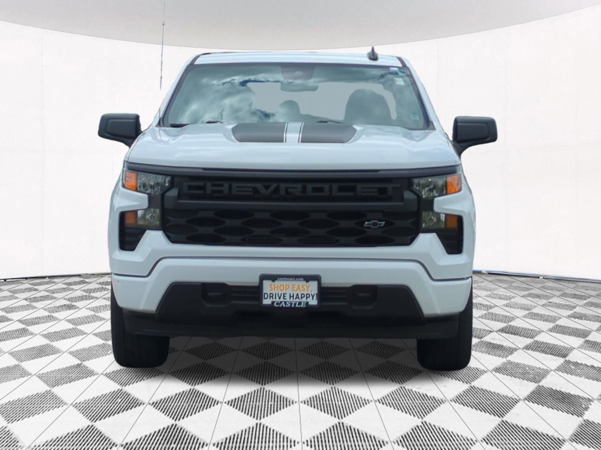 Used 2023 Chevrolet Silverado 1500 Custom w/ Rally Edition AWD/4WD image 8