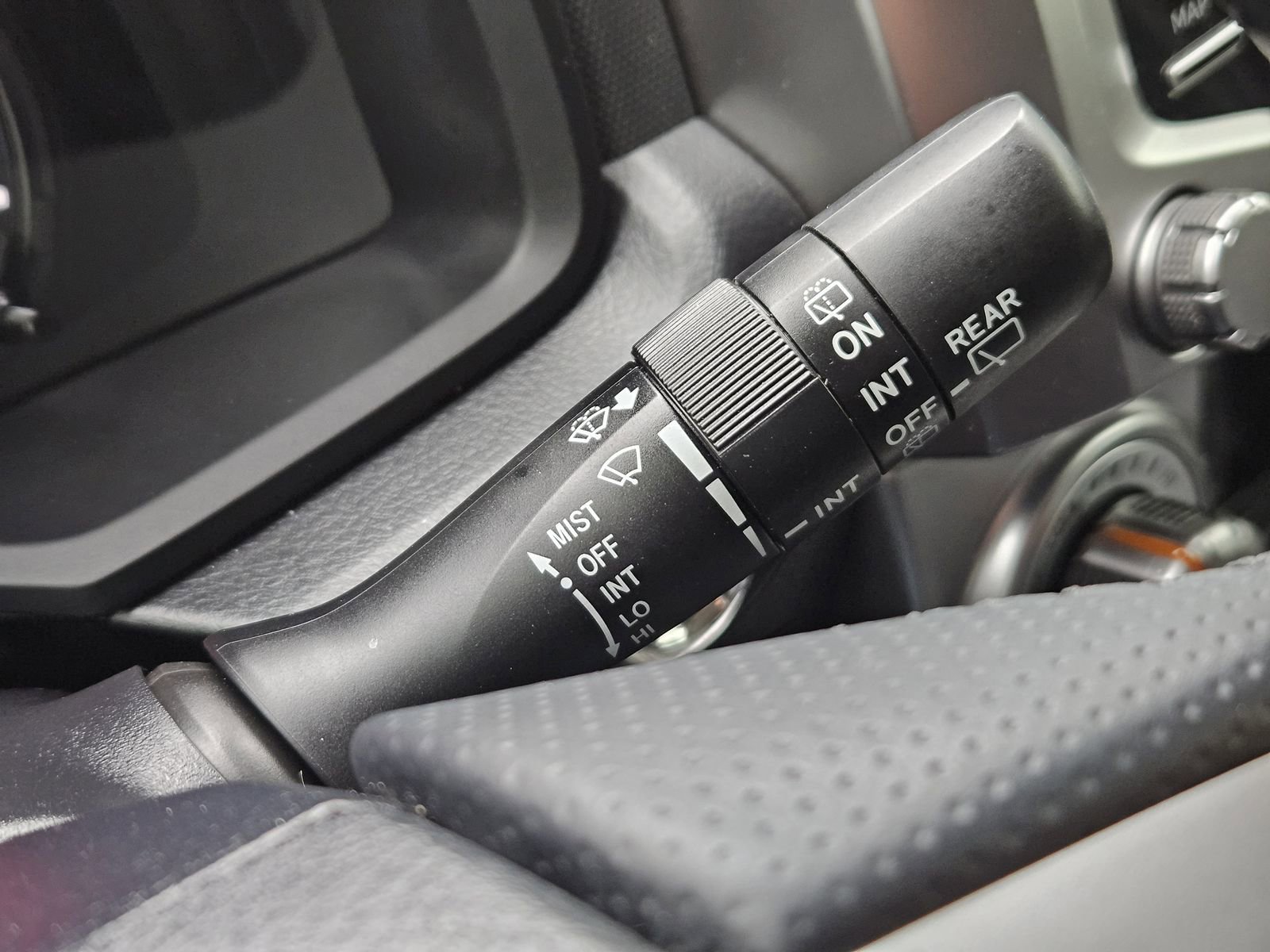 Used 2023 Toyota 4Runner SR5 Premium image 32