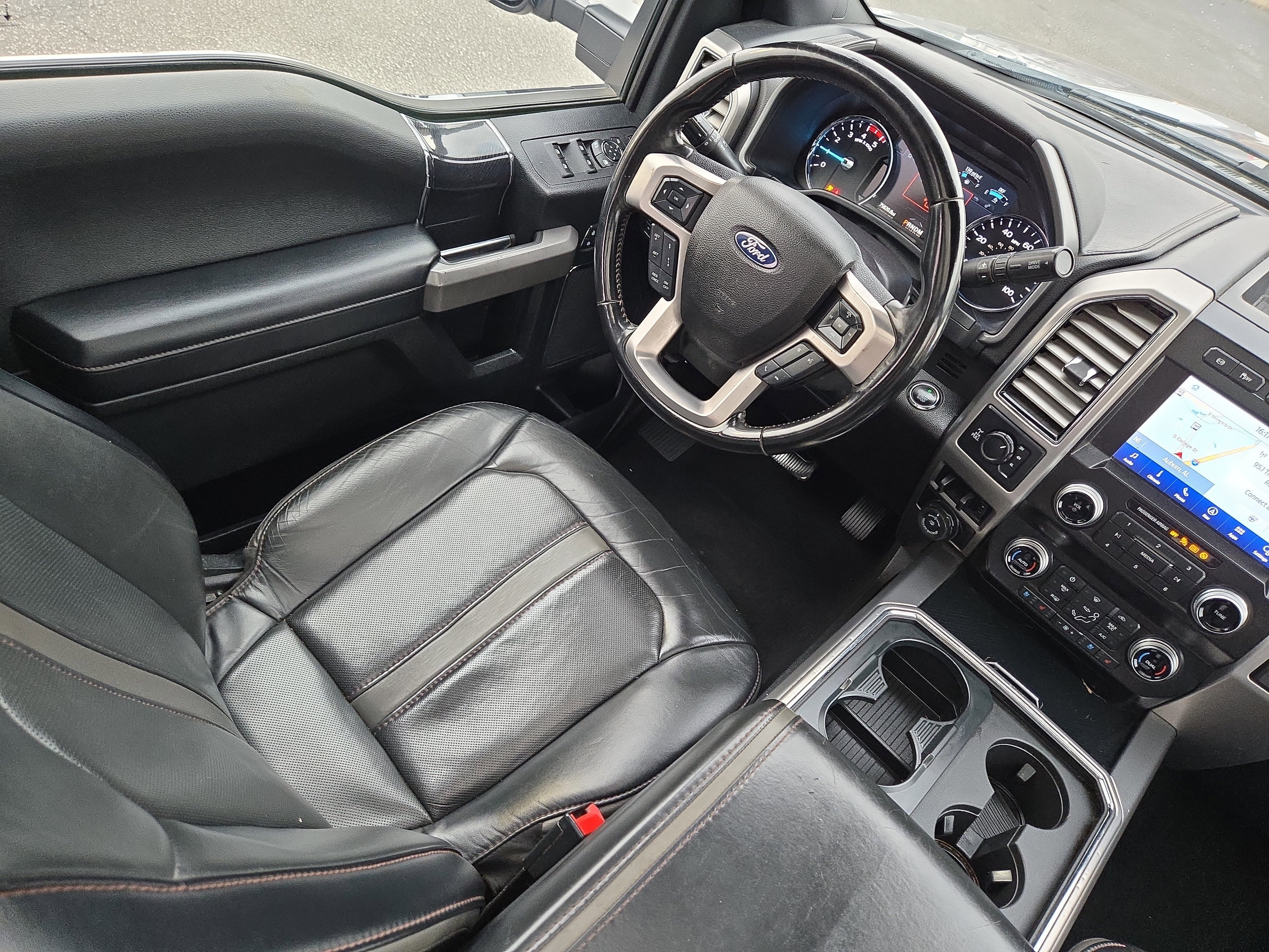 Used 2020 Ford F250 Platinum w/ FX4 Off-Road Package image 16