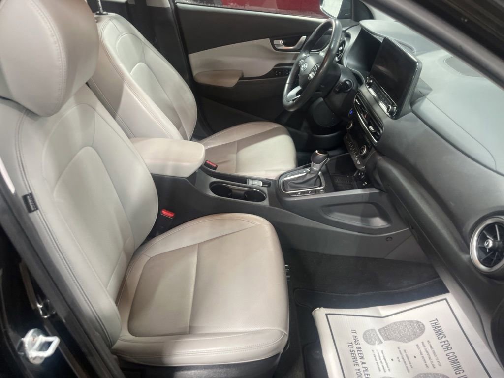 Used 2023 Hyundai Kona Limited image 12