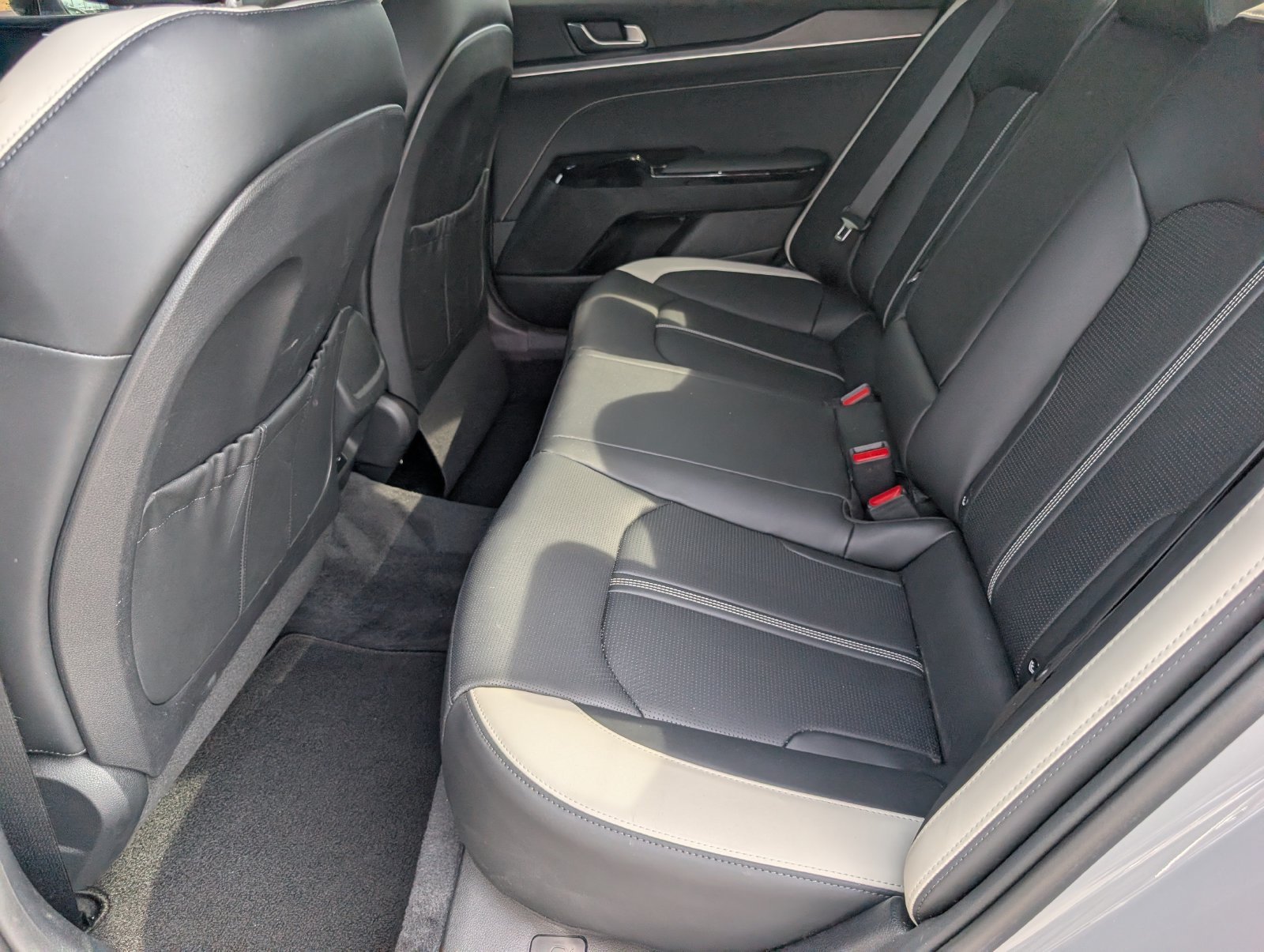 Used 2025 Kia K5 GT-Line w/ GT-Line Premium Package FWD image 30