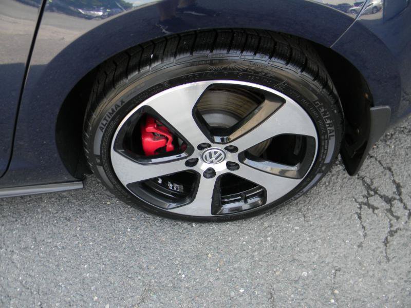 Used 2016 Volkswagen GTI Autobahn w/ Lighting Package (SEL) FWD image 25