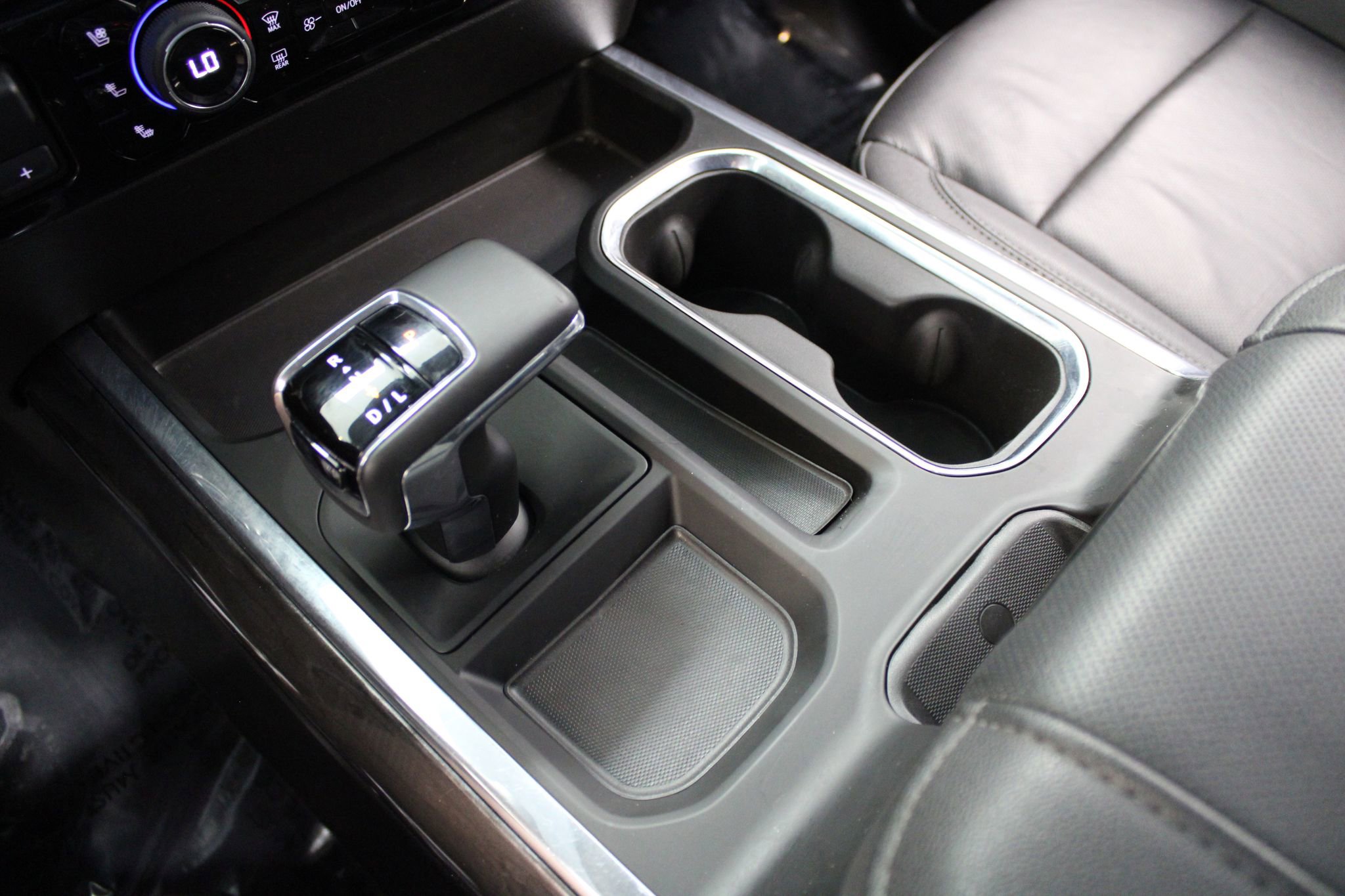 Used 2025 Chevrolet Silverado 1500 LTZ image 38