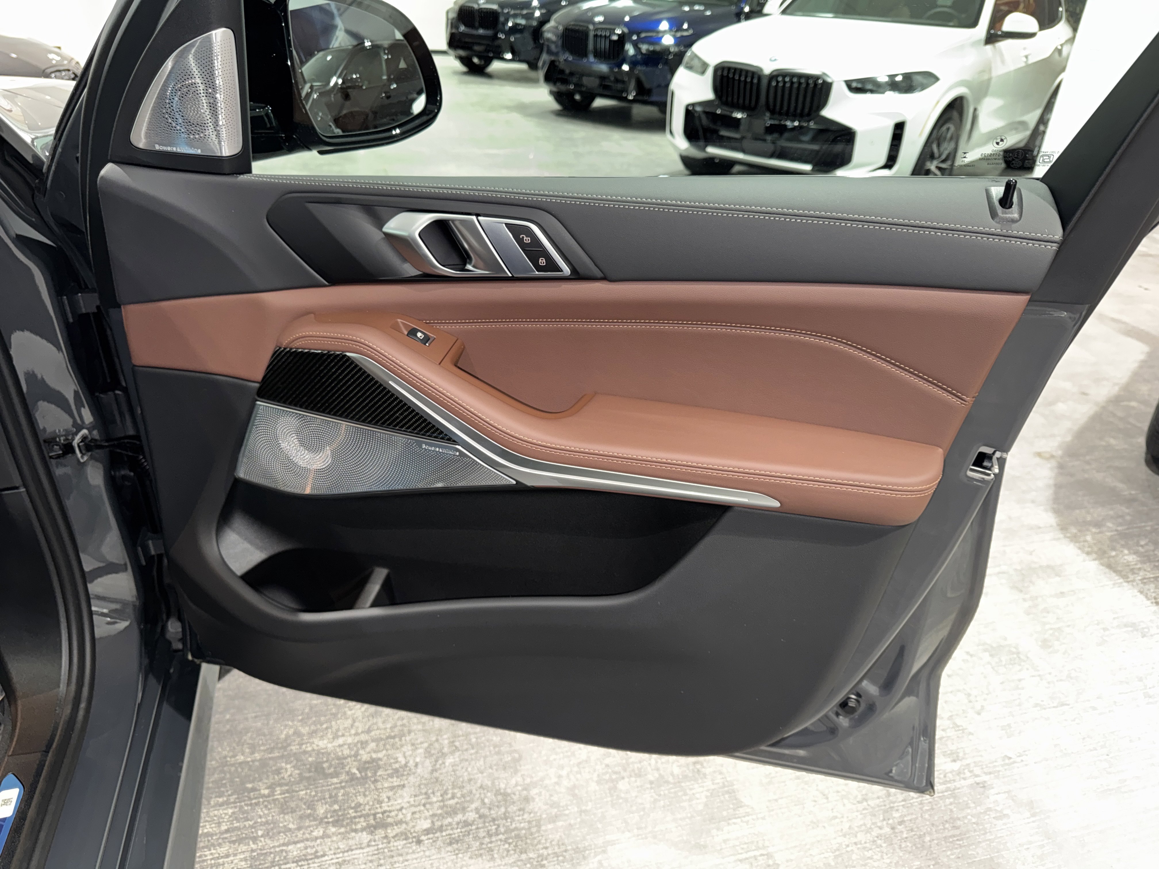 New 2026 BMW X5 M60i image 8