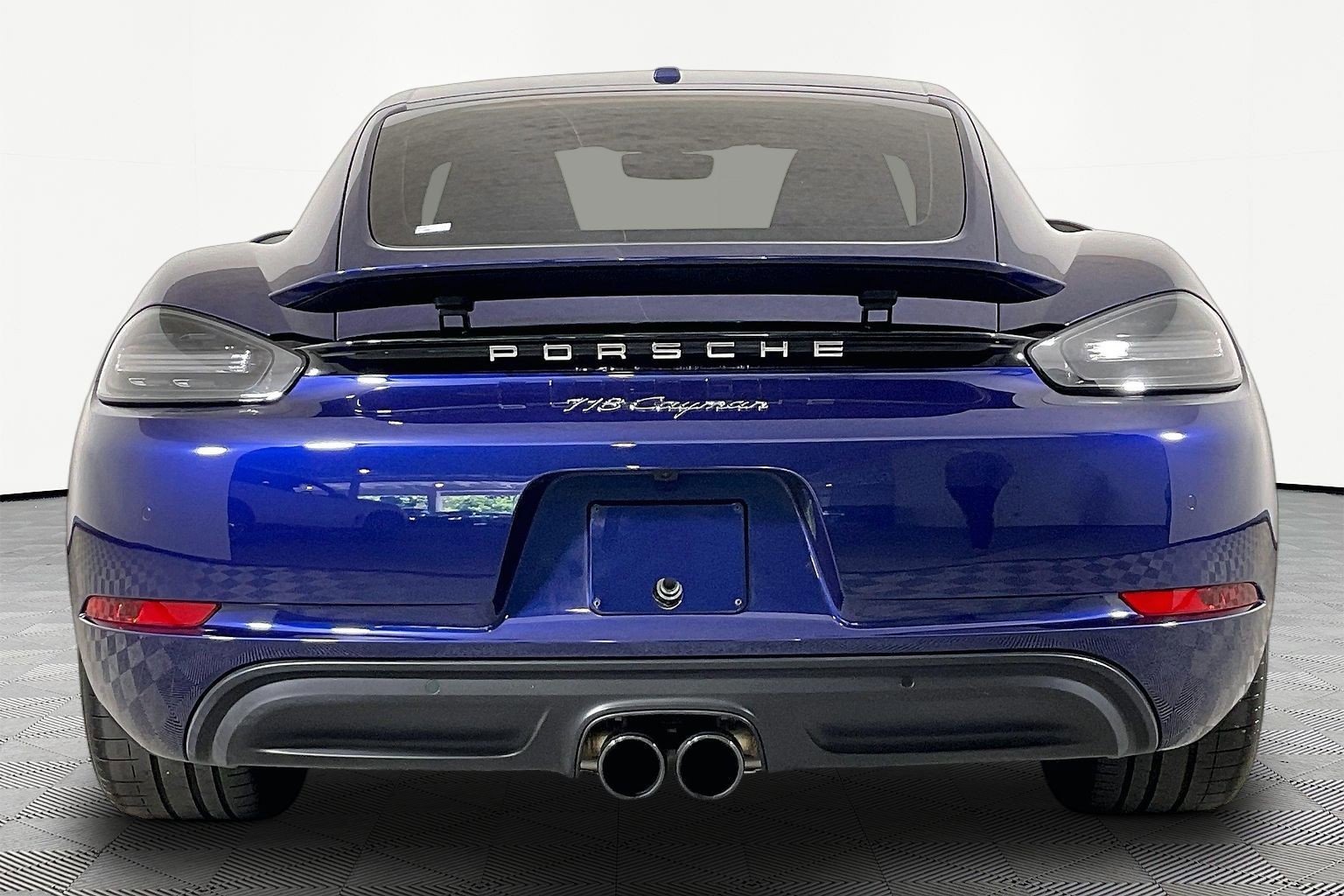 Used 2023 Porsche 718 Cayman RWD image 7