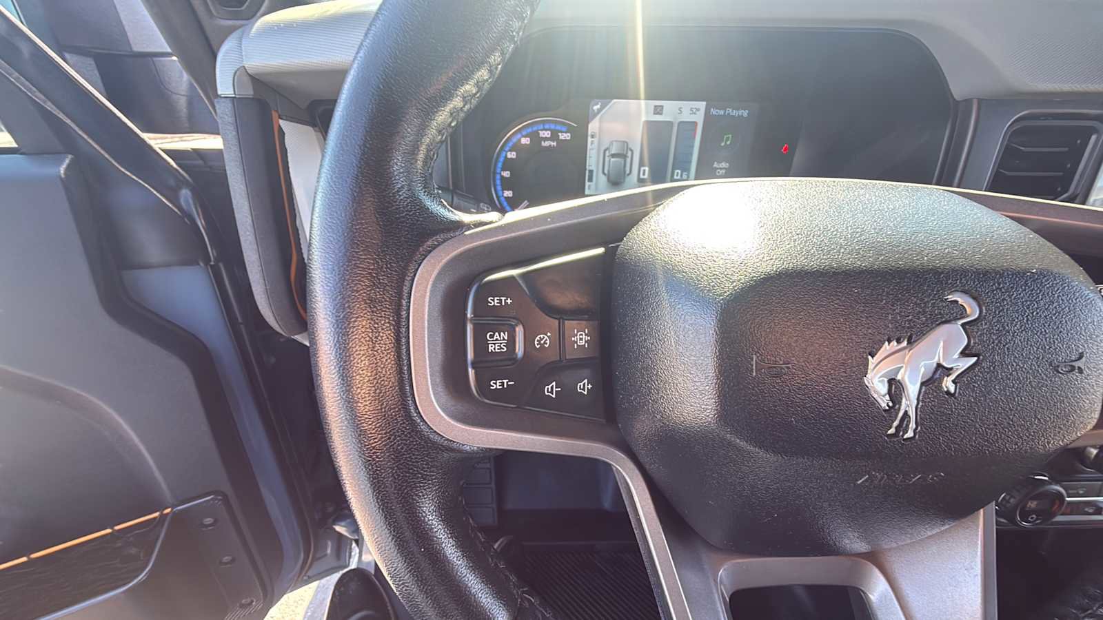 Used 2023 Ford Bronco Badlands image 23