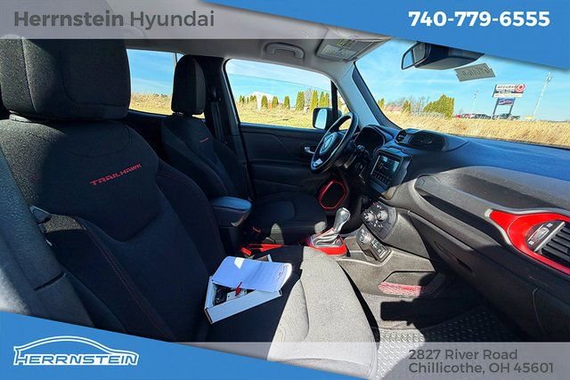 Used 2020 Jeep Renegade Trailhawk w/ Cold Weather Group image 24