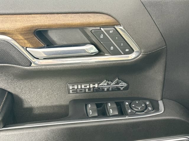 Used 2024 Chevrolet Silverado 1500 High Country w/ High Country Premium Package AWD/4WD image 25