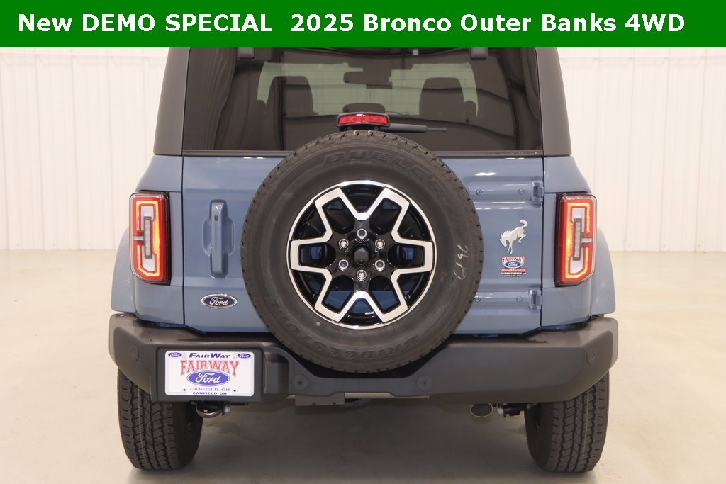 New 2025 Ford Bronco Outer Banks image 7