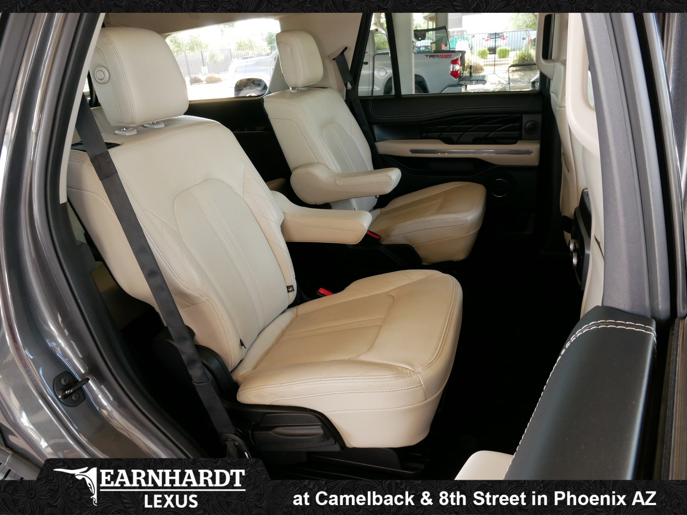 Used 2020 Ford Expedition Platinum AWD/4WD image 14