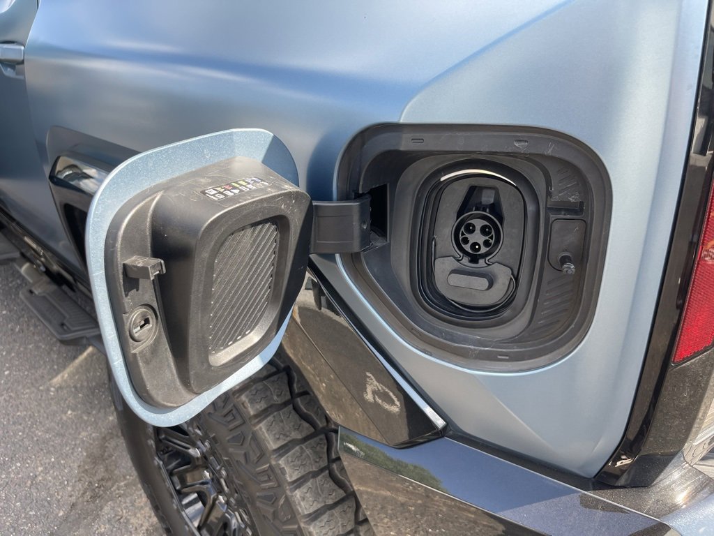 Used 2024 GMC Hummer EV 3X w/ Omega Edition image 23