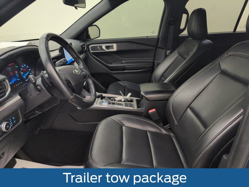 Used 2020 Ford Explorer XLT w/ Equipment Group 202A image 5