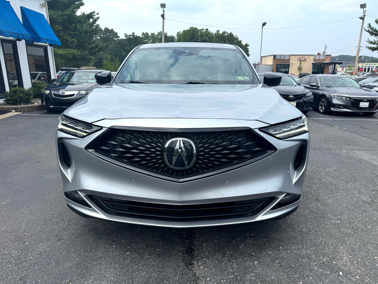 Used 2023 Acura MDX A-Spec image 2