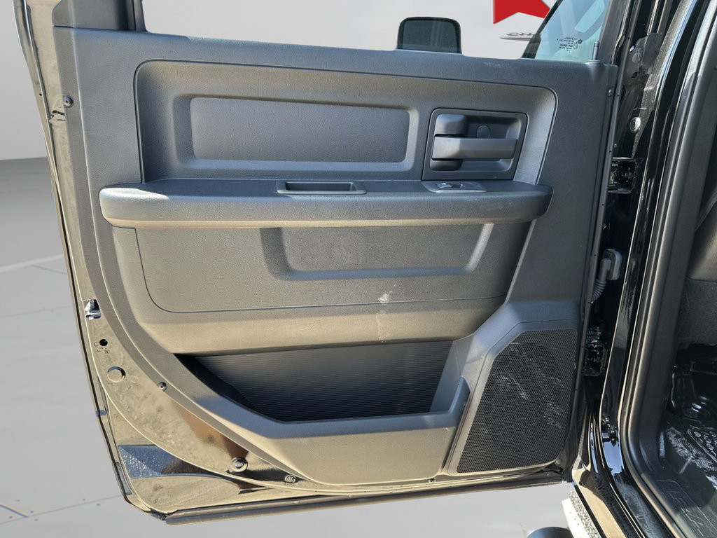 New 2026 RAM 3500 Tradesman AWD/4WD image 28