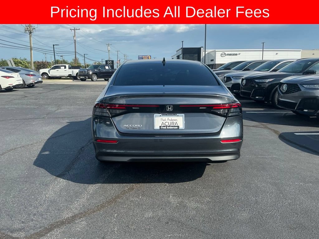 Used 2025 Honda Accord SE image 4