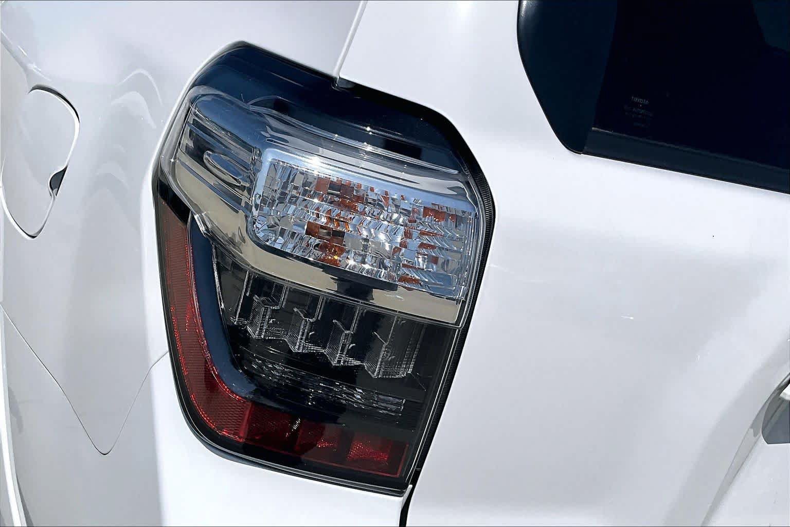 Used 2017 Toyota 4Runner SR5 RWD image 28