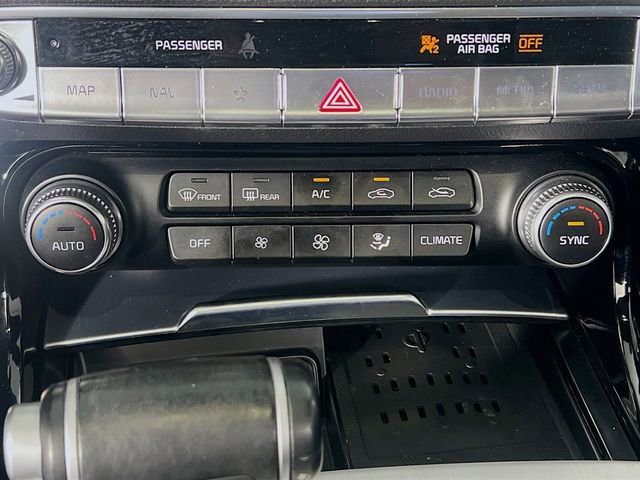 Used 2022 Kia Stinger GT1 AWD/4WD image 23