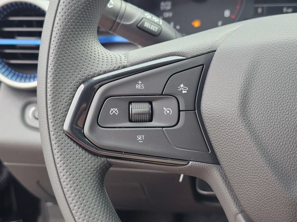 New 2026 Chevrolet Trax LS w/ LS Convenience Package FWD image 35