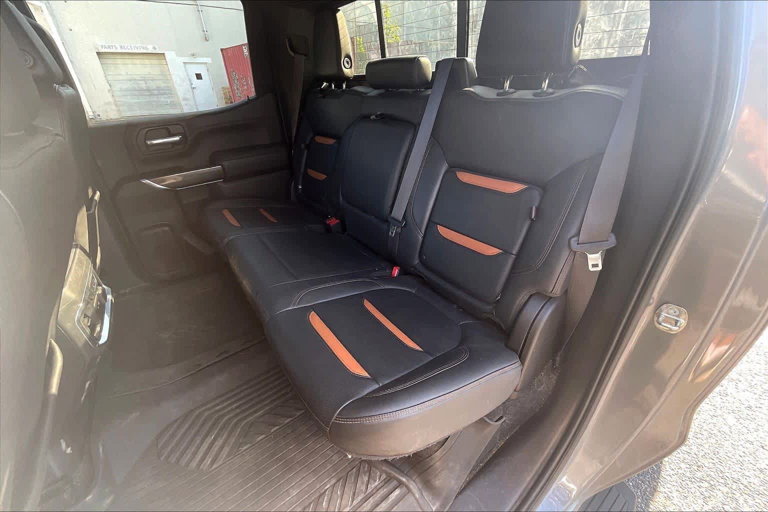 Used 2020 GMC Sierra 1500 AT4 w/ Off-Road Performance Package AWD/4WD image 21