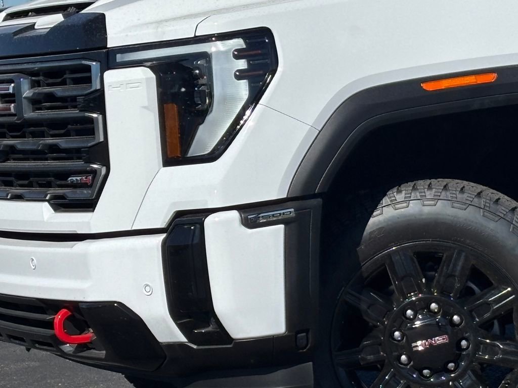 Certified 2025 GMC Sierra 2500 AT4 w/ AT4 Premium Plus Package image 3