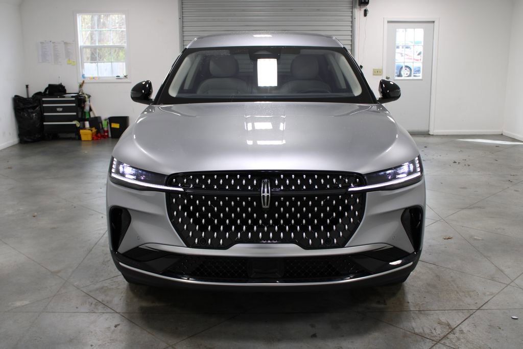 New 2026 Lincoln Nautilus Premier image 2