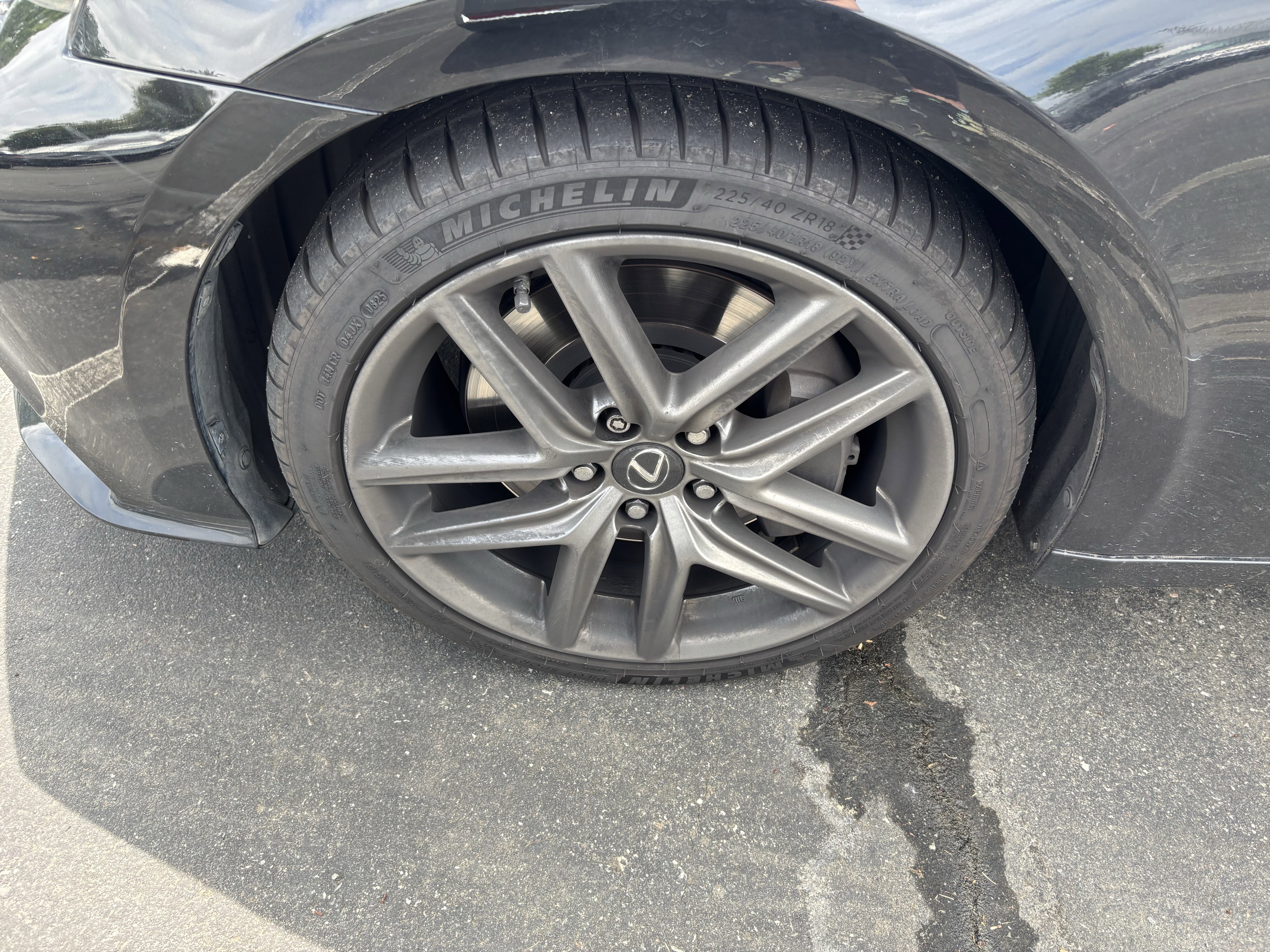 Used 2016 Lexus IS 350 w/ F Sport Package RWD image 28