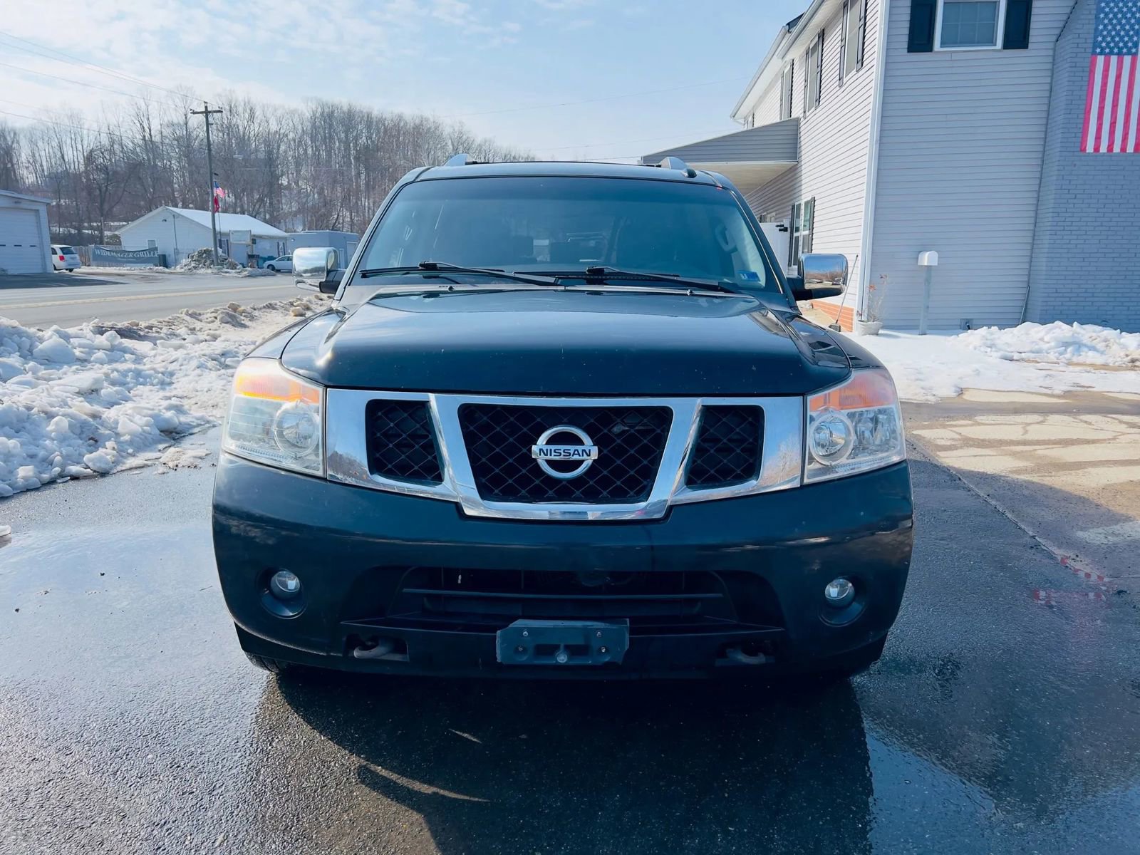 Used 2014 Nissan Armada SL image 2