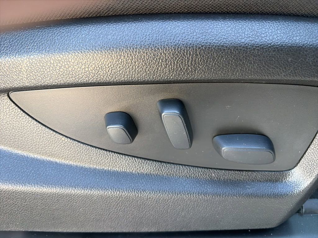 Used 2020 GMC Yukon XL SLE w/ HD Trailering Package AWD/4WD image 28