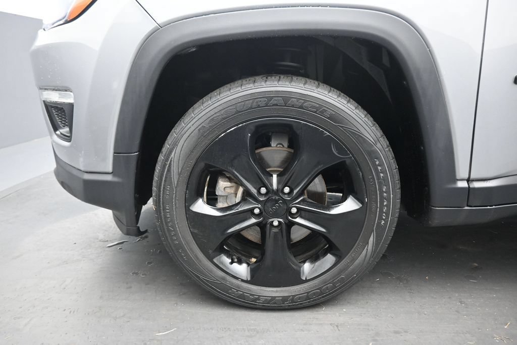 Used 2019 Jeep Compass Latitude AWD/4WD image 46