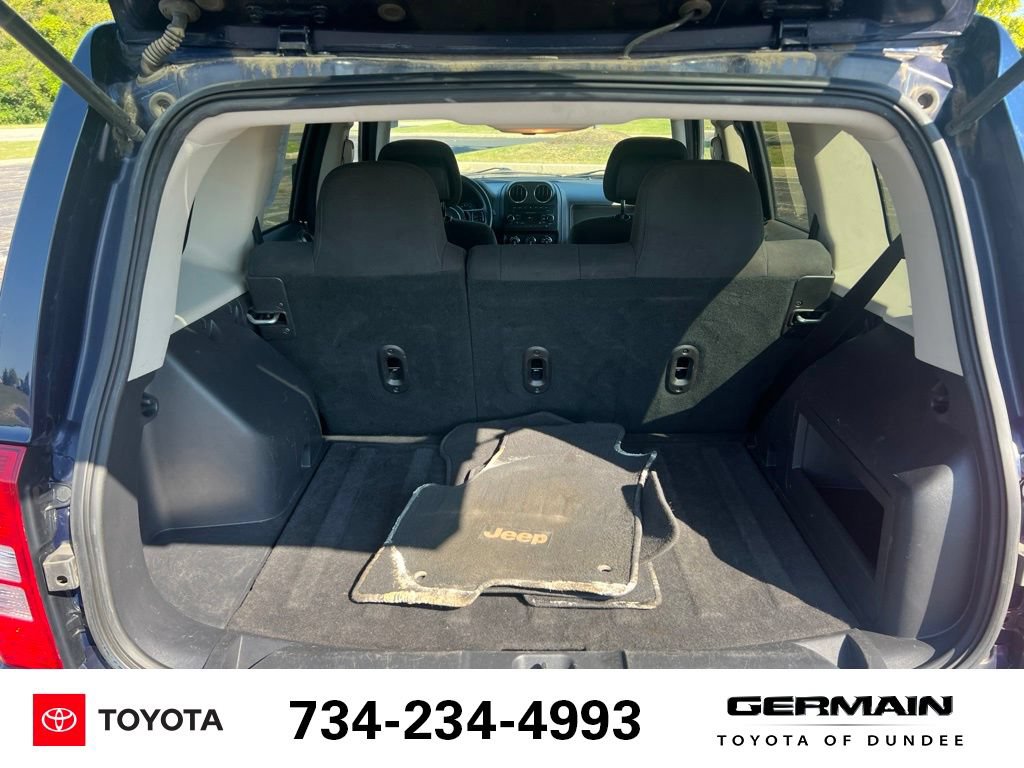 Used 2017 Jeep Patriot Sport w/ Power Value Group FWD image 9